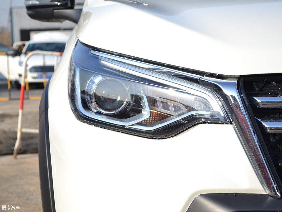 2018T70 2.0L CVT\Ӱ