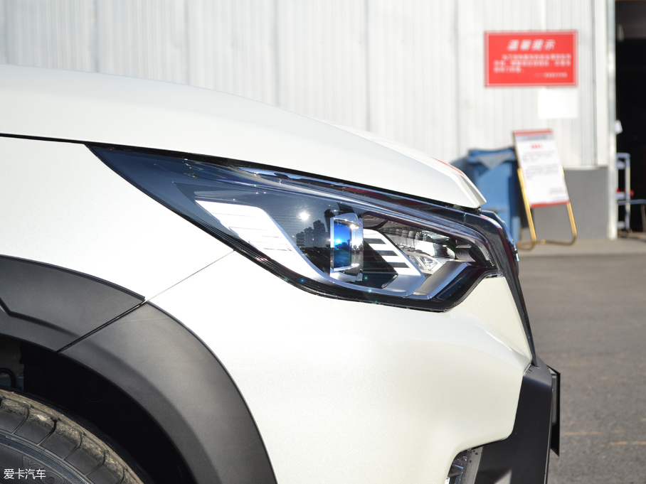 2018T70 2.0L CVT\Ӱ