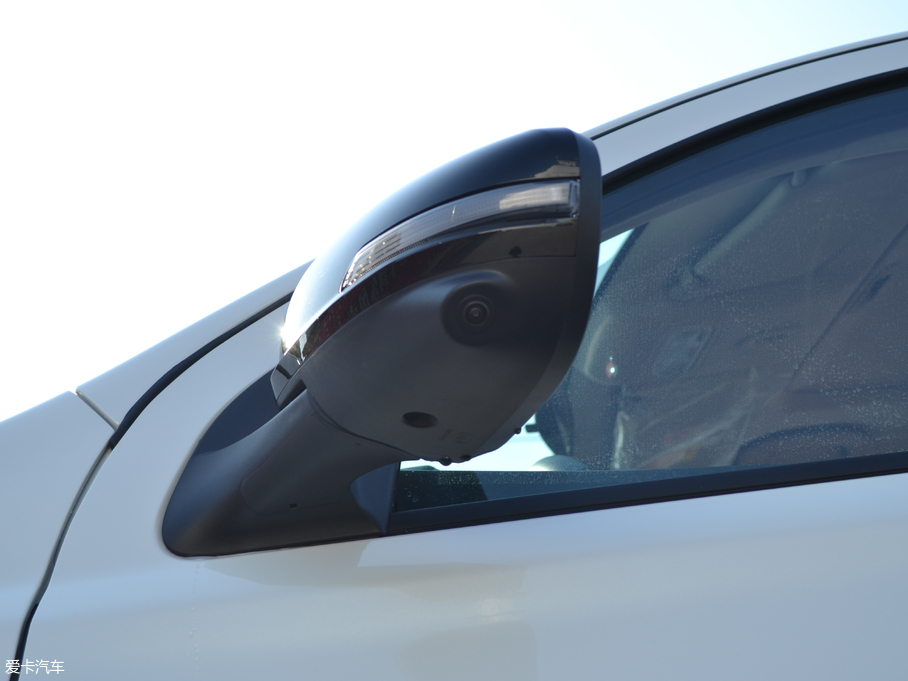 2018T70 2.0L CVT\Ӱ