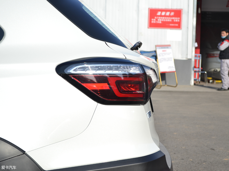 2018T70 2.0L CVT\Ӱ