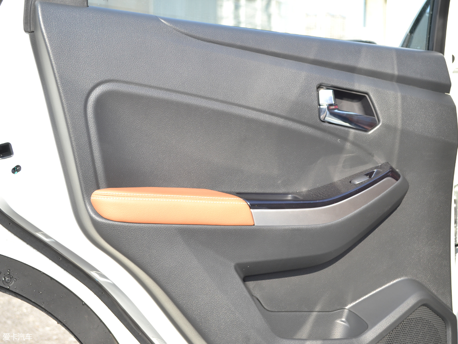 2018T70 2.0L CVT\Ӱ