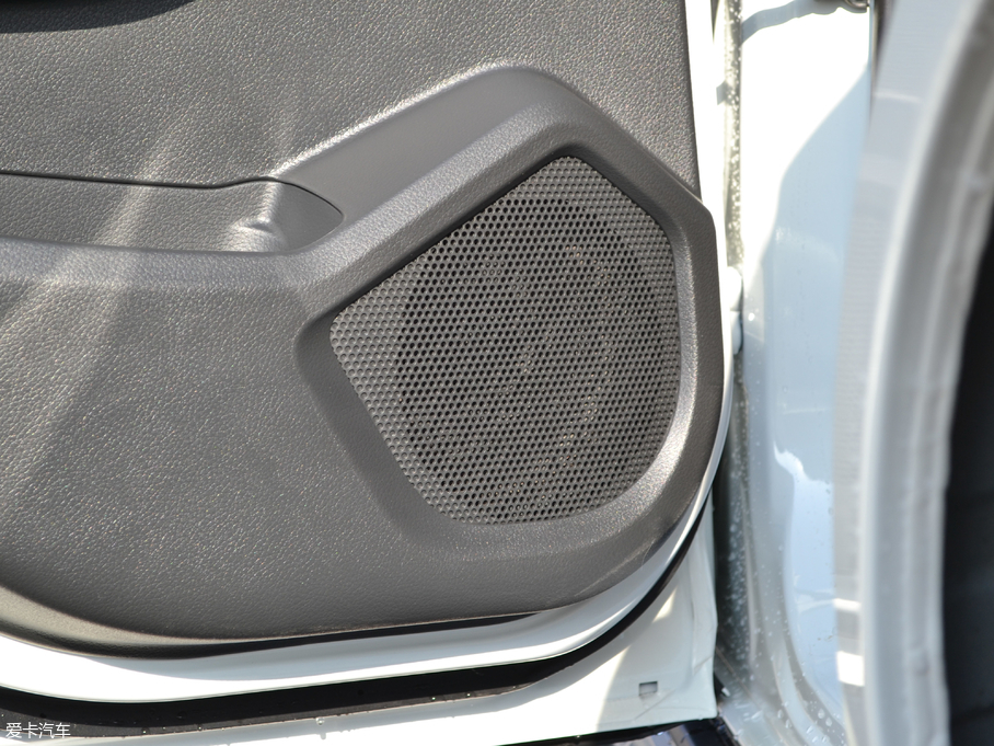 2018T70 2.0L CVT\Ӱ