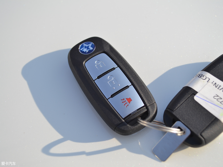 2018T70 2.0L CVT\Ӱ