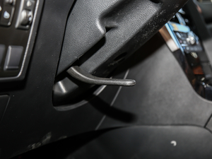 20182.0L CVT\Ӱ п؅^