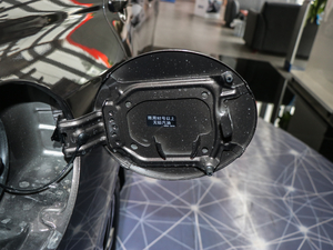 20182.0L CVTа (ji)^