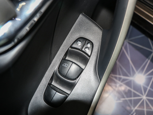 20182.0L CVT(lin)а {܇ƅ^(q)	