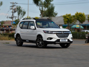 2014款1.6L 手动豪华版 整体外观