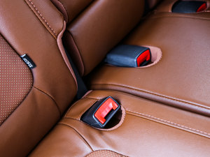 2015款1.8L 手动豪华型 空间座椅