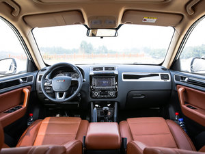 2015款1.8L 手动豪华型 内饰全景
