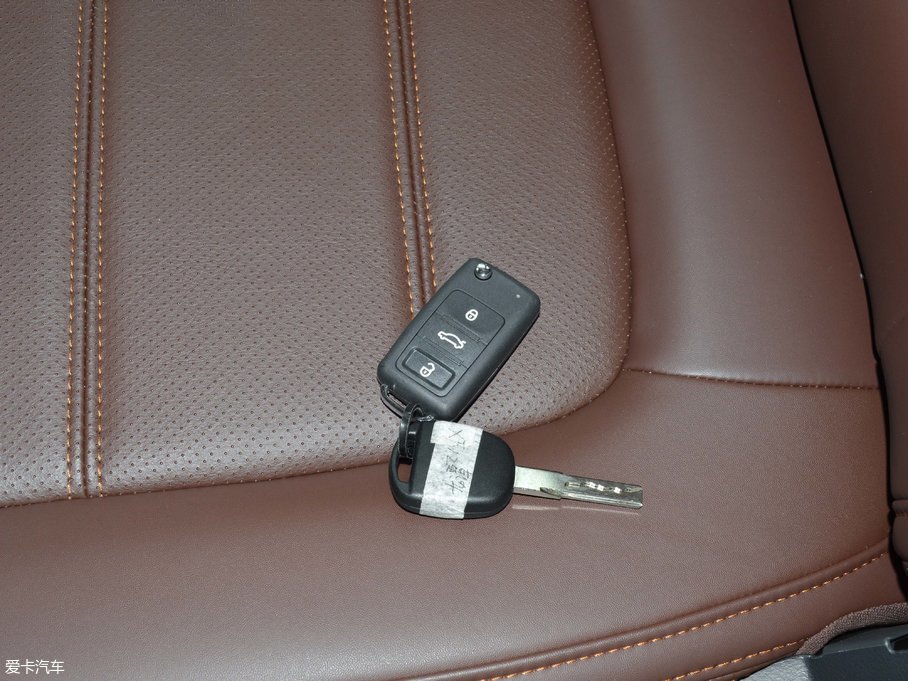 2017ҰRT70 1.5T քI\Ӱ