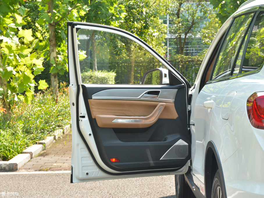 2018ҰRT80 2.0T DCTA