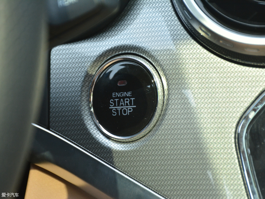 2018ҰRT80 2.0T DCTA