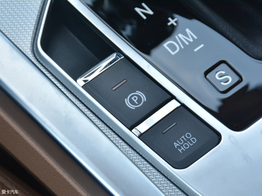 2018ҰRT80 2.0T DCTA