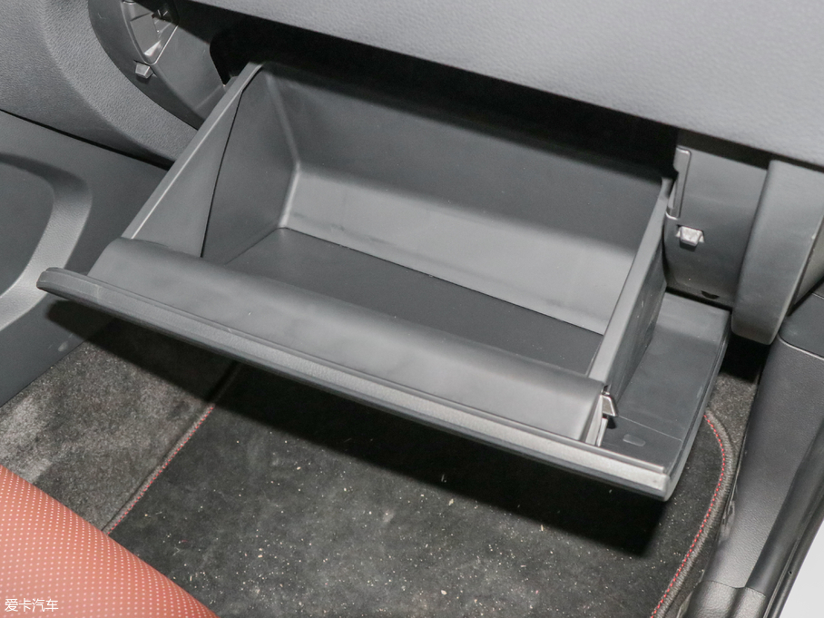 2017ҰRT70 1.8T CVTŞ\Ӱ