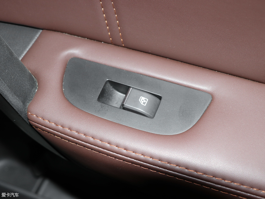 2017ҰRT70 1.5T քI\Ӱ