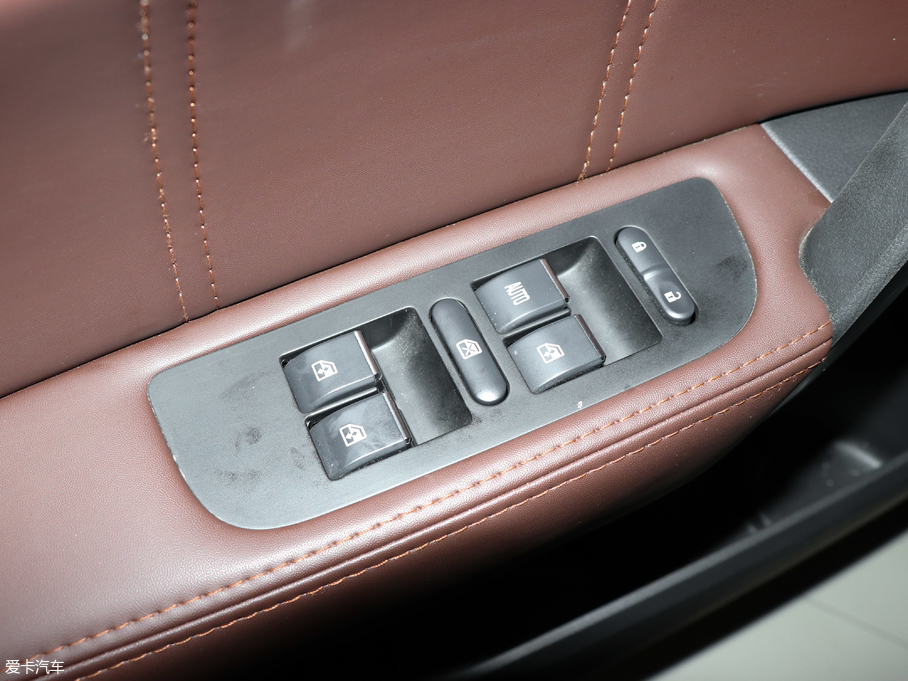 2017ҰRT70 1.5T քI\Ӱ