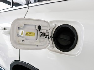 2017款1.8T CVT旗舰运动版 油箱盖