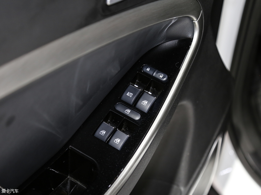 2018��Ұ�RC60 R500 ���Ͱ�