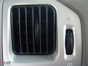2009款1.5L 标准版 空调出风口