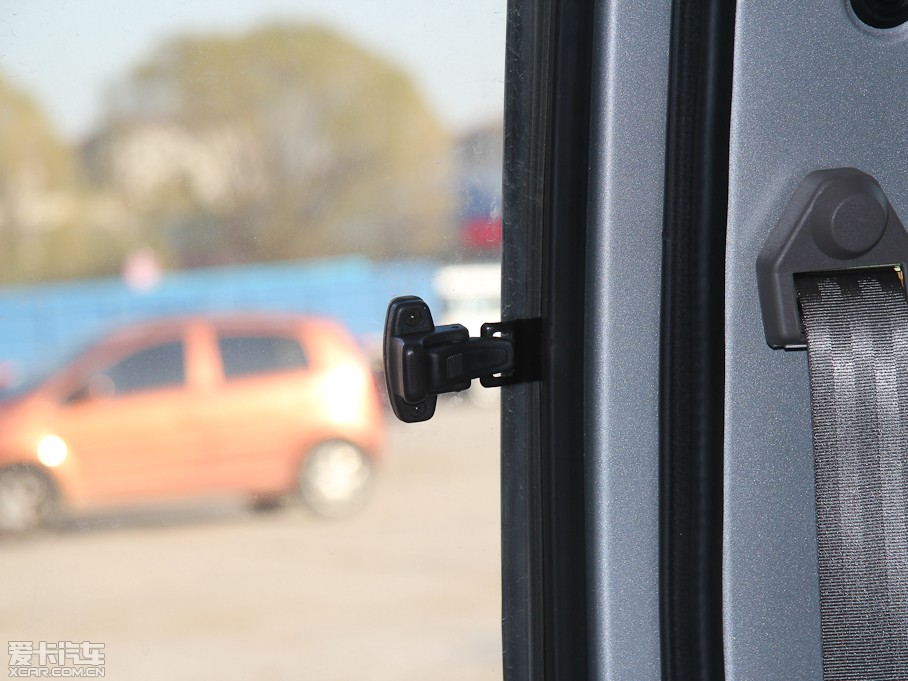 2012 1.0L ք(dng){(dio)