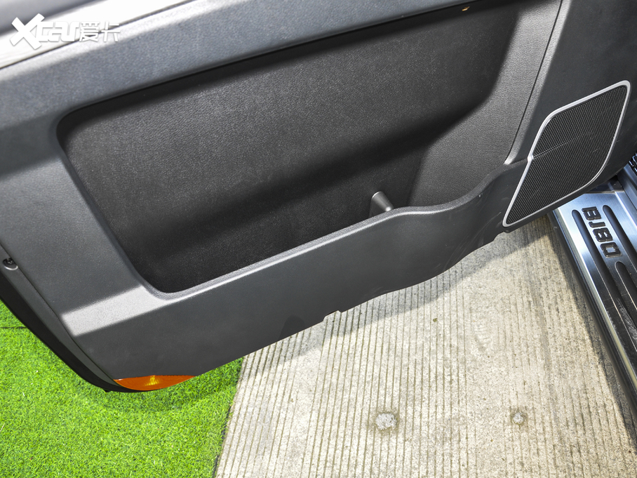 2020BJ80  3.0T Ԅ