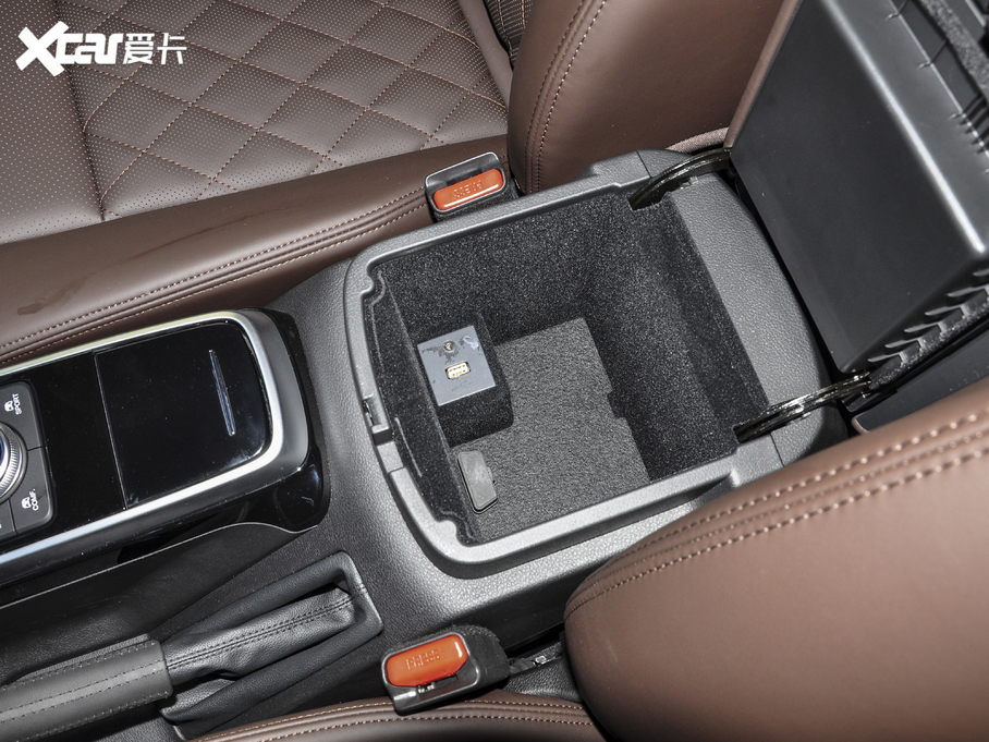 2020BJ80  3.0T Ԅ