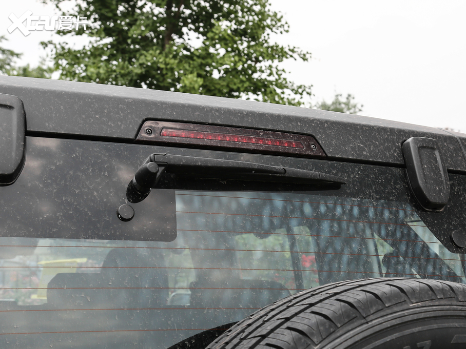 2020BJ40 2.0T ԄЫC˰ b