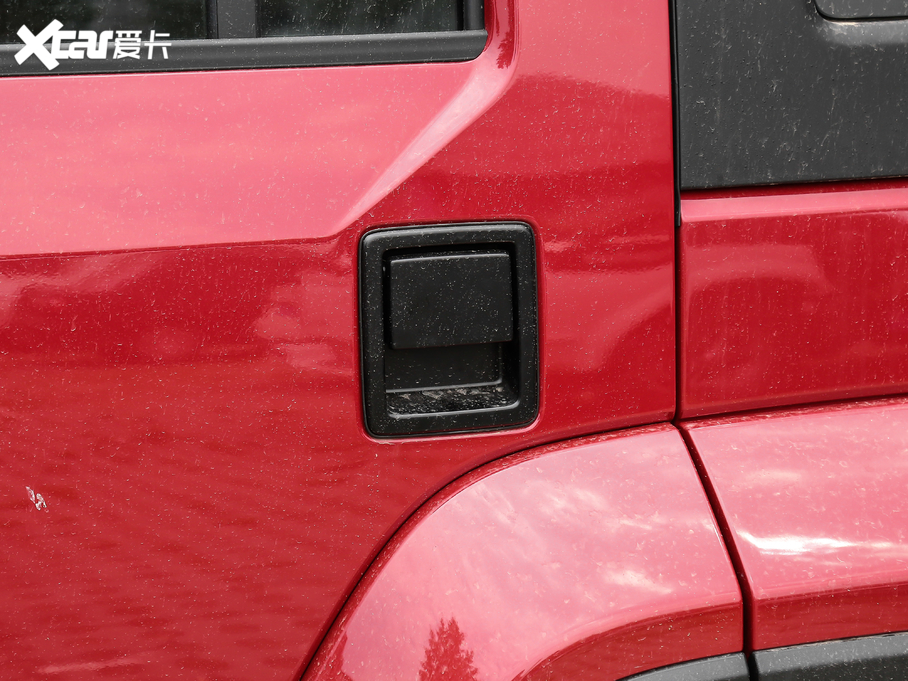 2020BJ40 2.0T ԄЫC˰ b