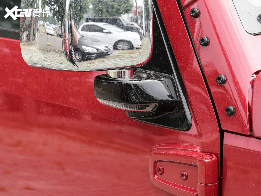 2020BJ40 2.0T ԄЫC˰ b