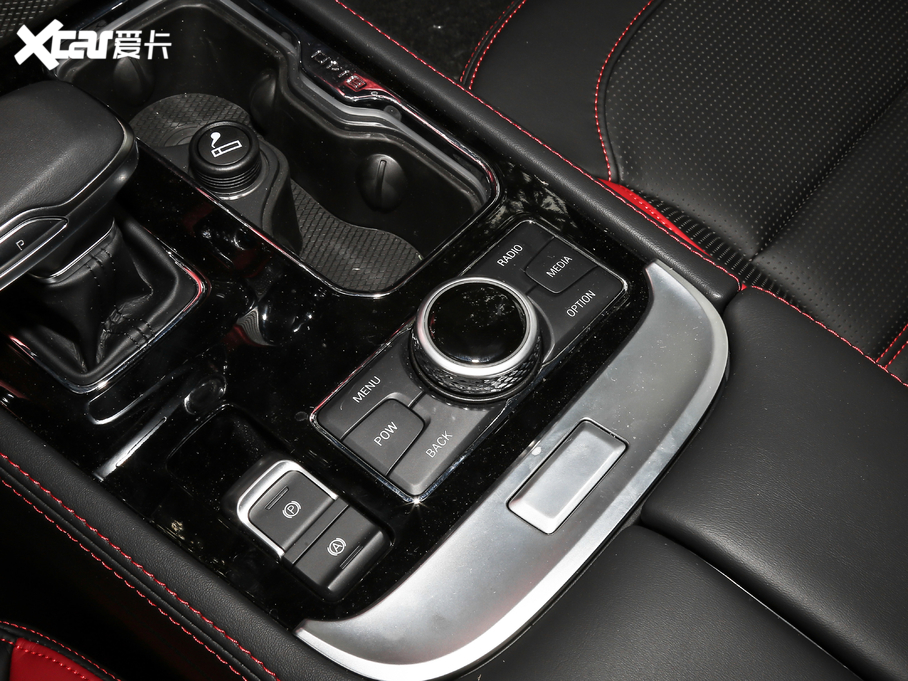 2020BJ40 2.0T ԄЫC˰ b