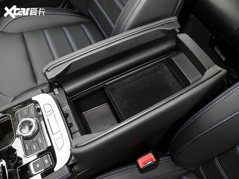 2020BJ40 2.0T Ԅ¾2020