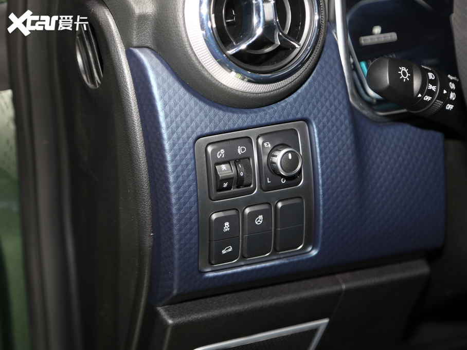 2020BJ40 2.0T Ԅ(q)¾2020