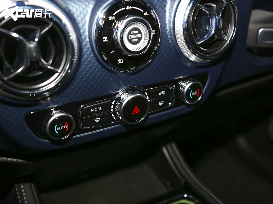 2020BJ40 2.0T Ԅ¾2020