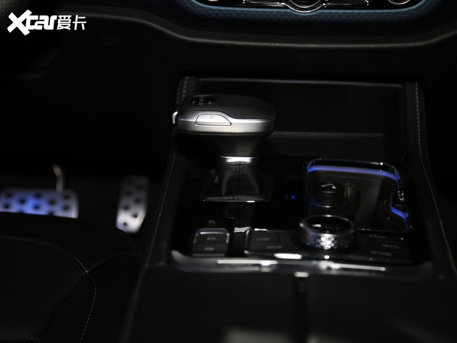 2020BJ40 2.0T Ԅ¾2020