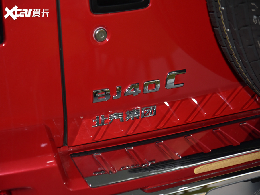 2020���BJ40 2.0T �Ԅ������ЫC�˰� ������