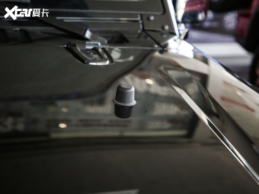 2020BJ40 2.0T ԄЫC˰ b