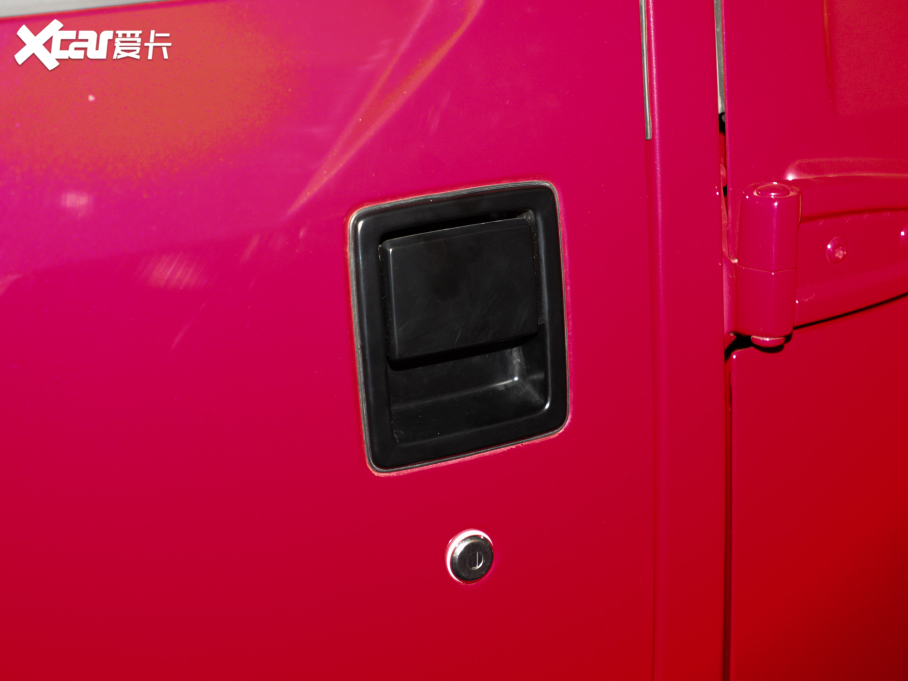 2020���BJ40 2.0T �ԄӃ����ЫC�˰� ���h��