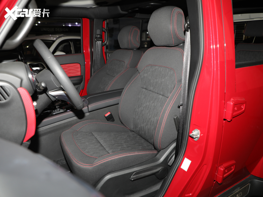 2020BJ40 2.0T ԄӃЫC˰ h