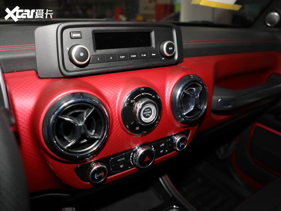 2020���BJ40 2.0T �ԄӃ����ЫC�˰� ���h��