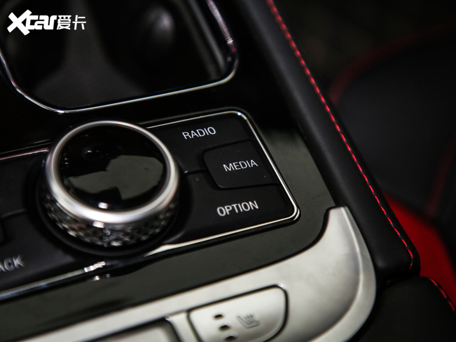 2020BJ40 2.0T Ԅ(q)¾2020