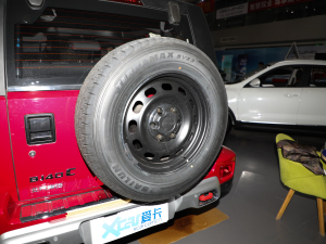 2020款2.0T 自动两驱城市猎人版 先锋型 备胎