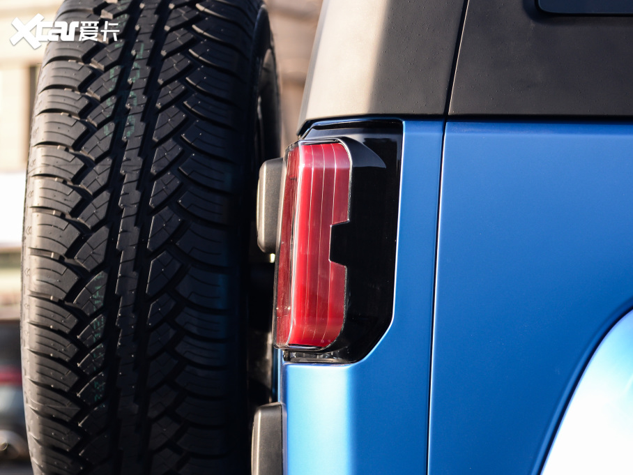 2021BJ40 2.0D Ԅ򌵶hӢ۰b