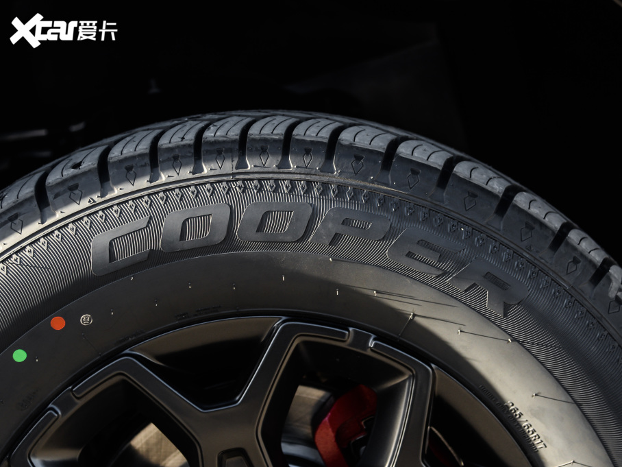 2021BJ40 2.3T Ԅ(dng)(q)hӢ۰