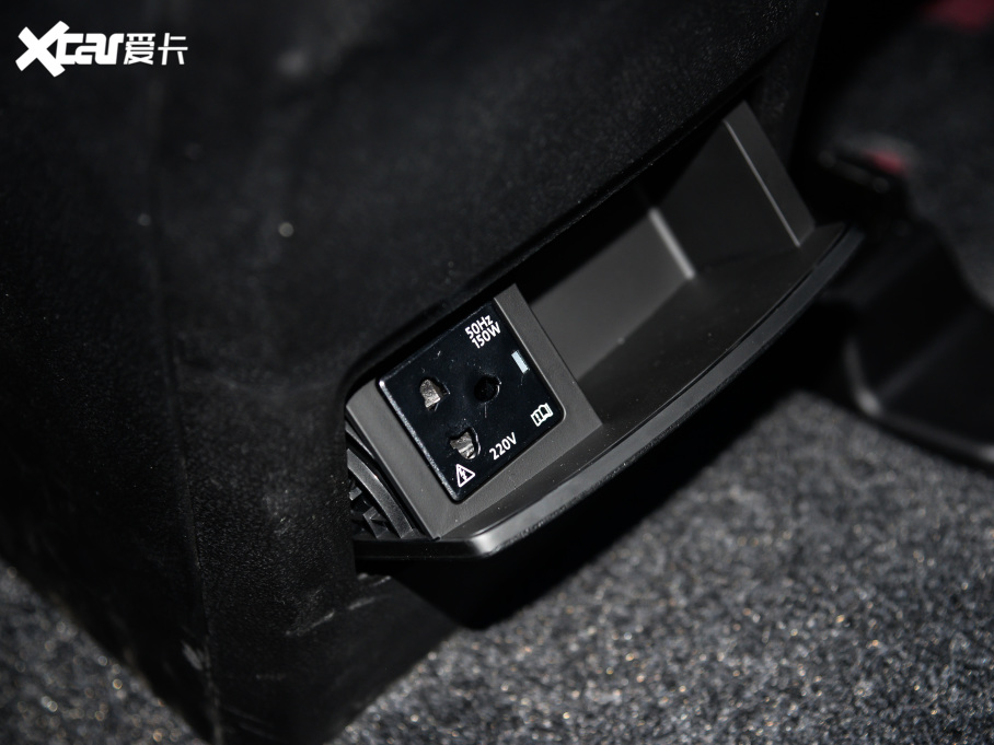 2021BJ40 2.3T Ԅ򌵶hӢ۰