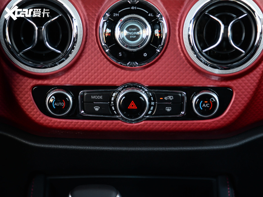 2021BJ40 2.3T Ԅ(q)hӢ۰