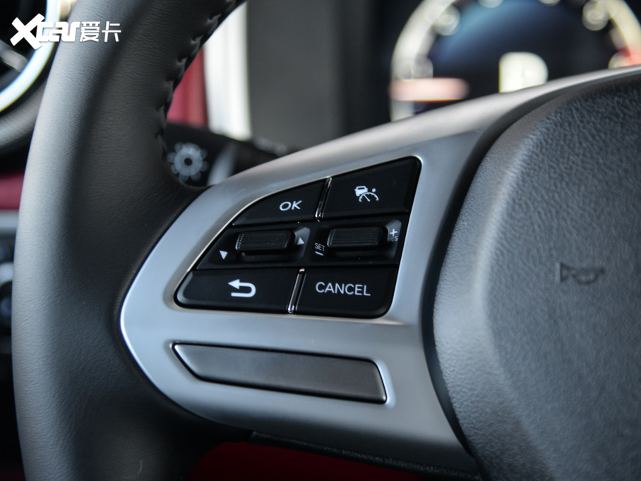 2021BJ40 2.3T Ԅ򌵶hӢ۰