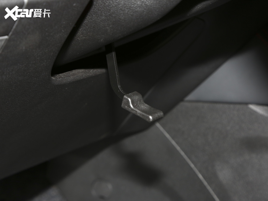 2021BJ40 2.0D Ԅ򌵶hӢ۰h