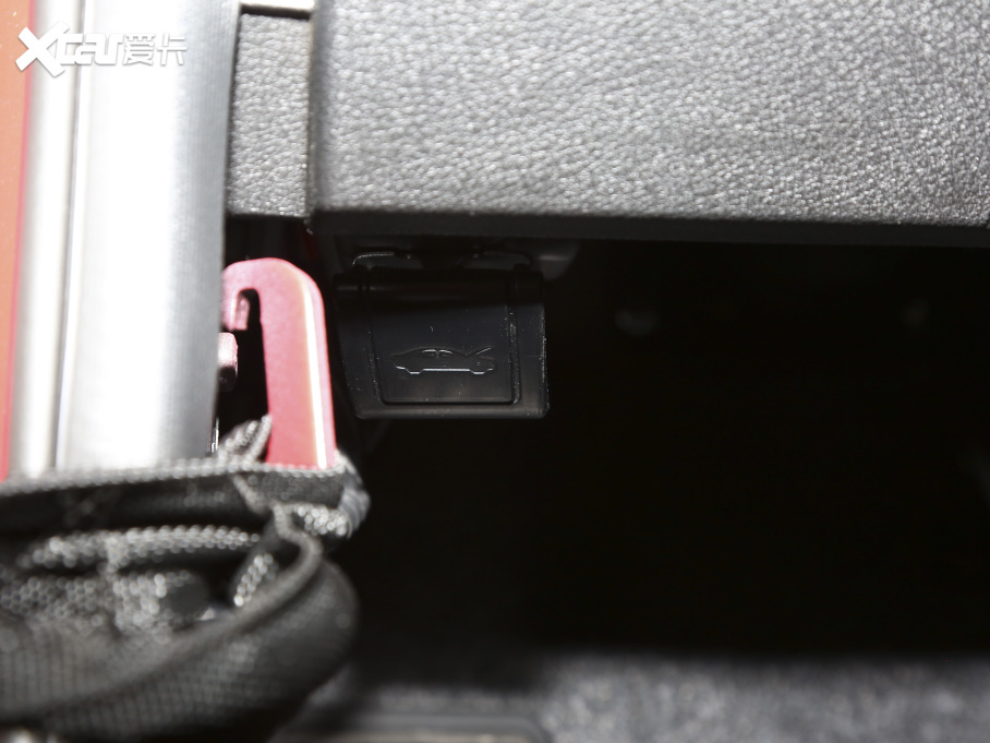 2021BJ40 2.0D Ԅ򌵶hӢ۰h