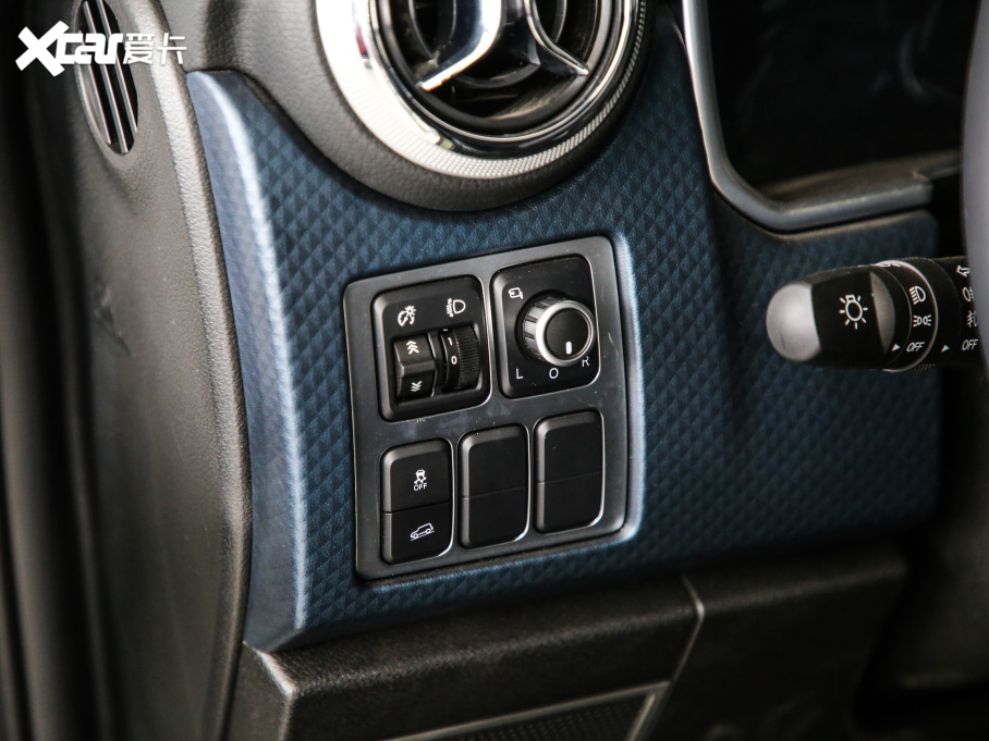 2021BJ40 2.3T Ԅ򌵶hӢ۰