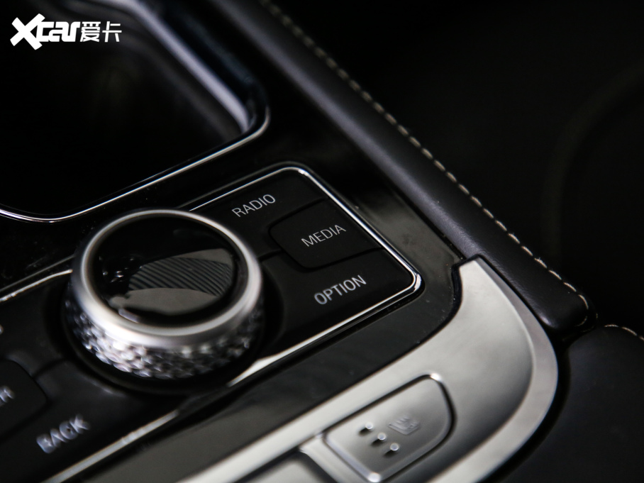 2021BJ40 2.3T Ԅ򌵶hӢ۰